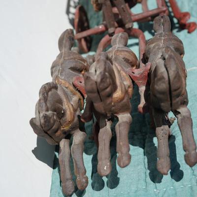 ANTIQUE CAST IRON HORSE DRAWN FIRE TRUCK/THREE HORSES /THREE LADDERS
