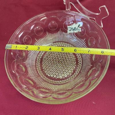 Indiana glass thumbprint bowl 81/2â€x 3â€