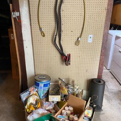 Lot of miscellaneous household items