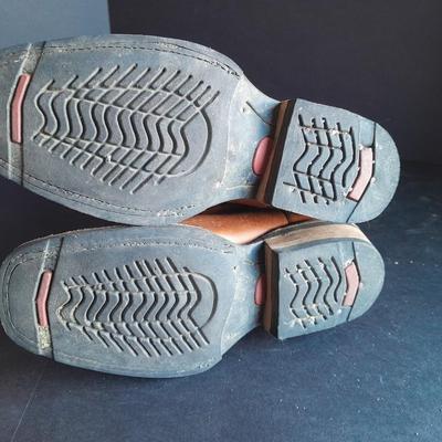 Women's Beautiful embroidered Monicos Boots size approx. 5.5 USA