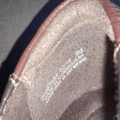 Women's Clark brand flats size 9M