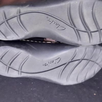 Women's Clark brand flats size 9M