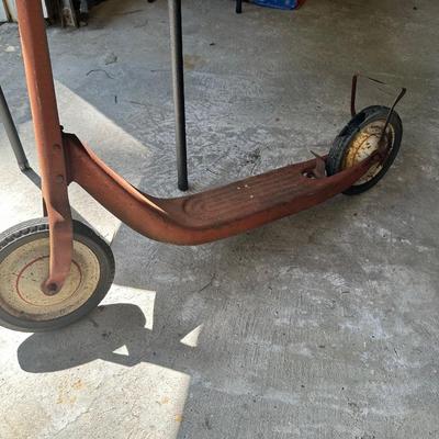 Antique Vintage Radio Flyer Scooter