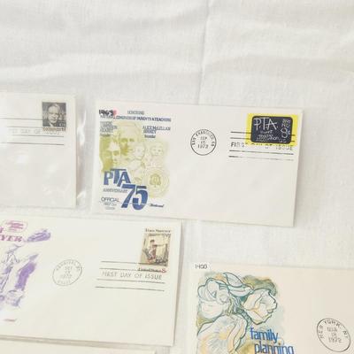 13 - FIRST DAY STAMPS - 1972 MIXED THEME