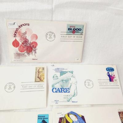 11 - FIRST DAY STAMPS - 1971 MIXED THEME