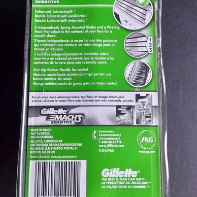 NEW Opti clean Power Plaque Remover rechargeable with 2 brush heads, and Gillette sensor 3 Razors