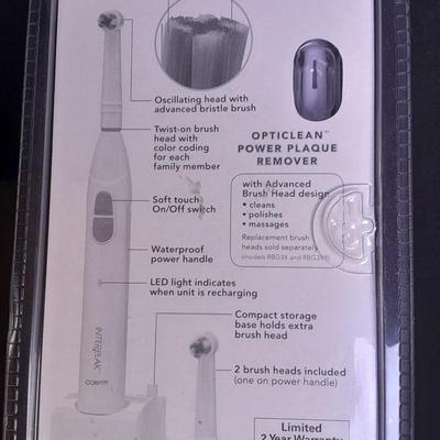 NEW Opti clean Power Plaque Remover rechargeable with 2 brush heads, and Gillette sensor 3 Razors