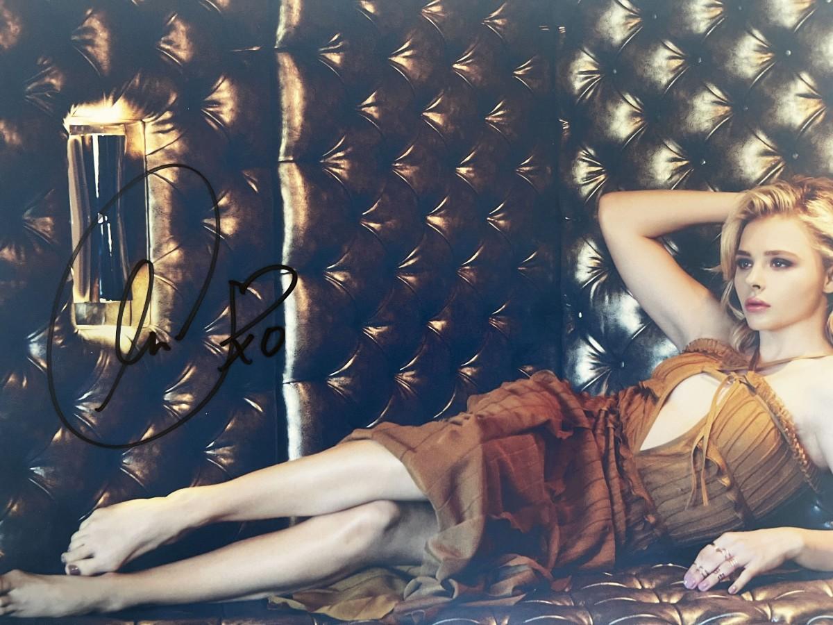 ChloÃ« Grace Moretz signed photo EstateSales