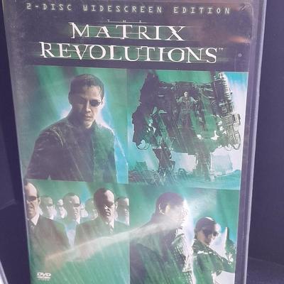 Movies on DVD The Bourne Ultimatum, On the Road, Turf war, Matrix and other great titles!