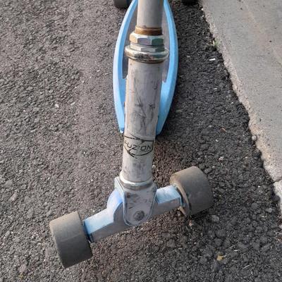 Old fold up Fuzion Scooter