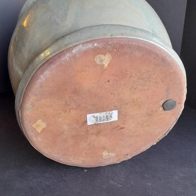 Large Clay 14" Wide planter Holds 12' Plant Capacity 20 Qts.