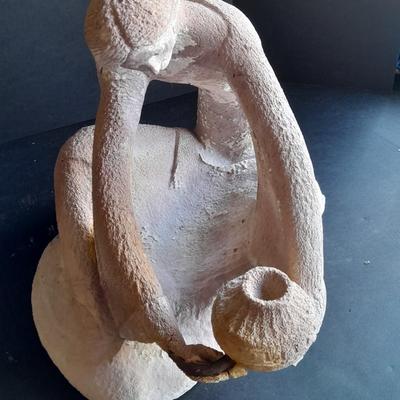 Unique Yard statue Garden Art Possibly a Replica? 1988 Acoma Austin Productions Sculpture La Olla De La Vida