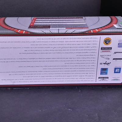 Road Signature Collection 1:18 scale Die Cast 1969 Corvair Monza