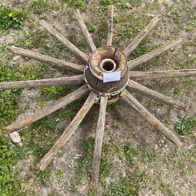 Vintage Wagon Wheel Parts