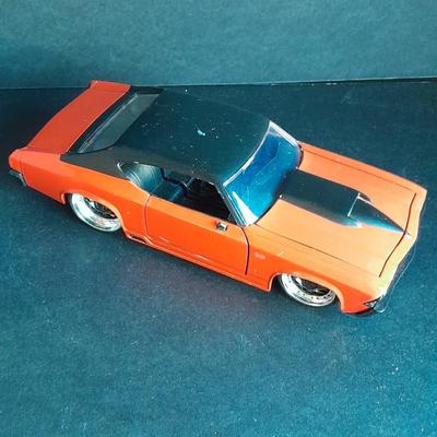 1:24 scale 1969 Chevy Chevelle SS Jada toys die cast car.
