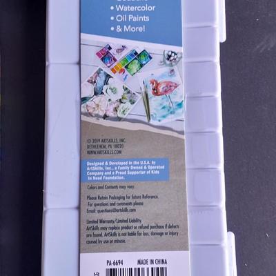 Two 8-piece Acrylic Paints 8 Vibrant colors and 8 Glitter with a folding paint palette
