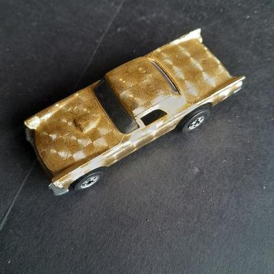One Ertl Co. car 4 Hot wheels collectible cars