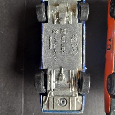 One Ertl Co. car 4 Hot wheels collectible cars