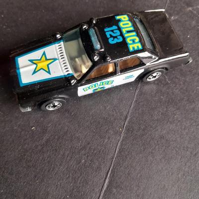 One Ertl Co. car 4 Hot wheels collectible cars