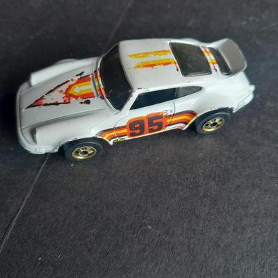 Five Hot wheels Cars