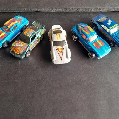 Five Hot wheels Cars