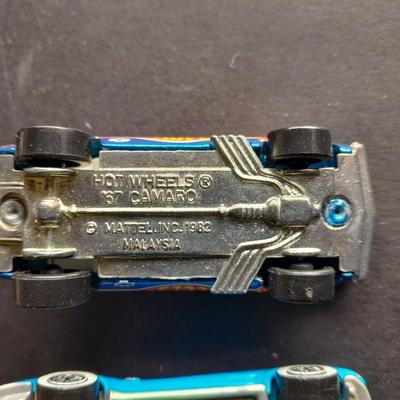 Five Hot wheels Cars