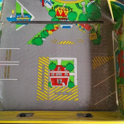 1996 Matchbox Cars 75 Collection Collector's Carry Case and trays with Play City
