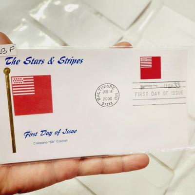 10 - FIRST DAY STAMPS - 2000 THE STARS & STRIPES #2