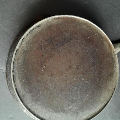 Number 8 Cast Iron Skillet Wegner Ware Unmarked