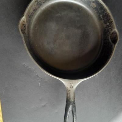 Number 8 Cast Iron Skillet Wegner Ware Unmarked