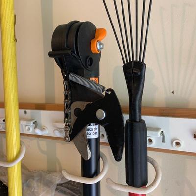 Lawn & Garden Tool Lot