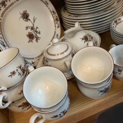 Noritake Versatone â€œNew Castleâ€ China Set