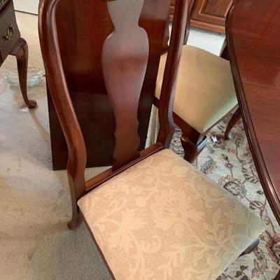 Dining Table, 4 Chairs, 2 Accent Chairs, Leaf & Pads