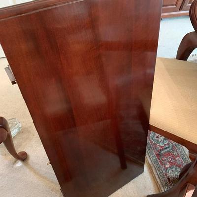 Dining Table, 4 Chairs, 2 Accent Chairs, Leaf & Pads