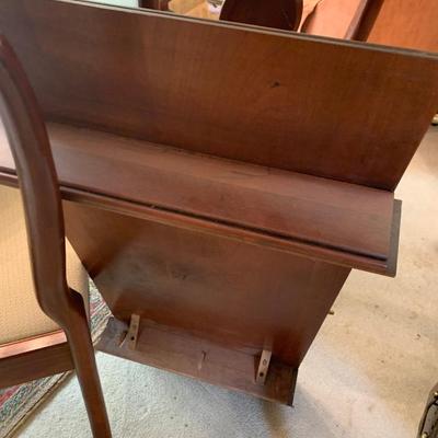 Dining Table, 4 Chairs, 2 Accent Chairs, Leaf & Pads