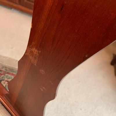 Dining Table, 4 Chairs, 2 Accent Chairs, Leaf & Pads