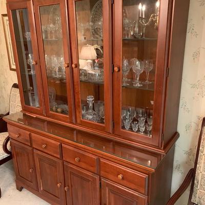 Cresent Furniture Co. Light Up China Cabinet
