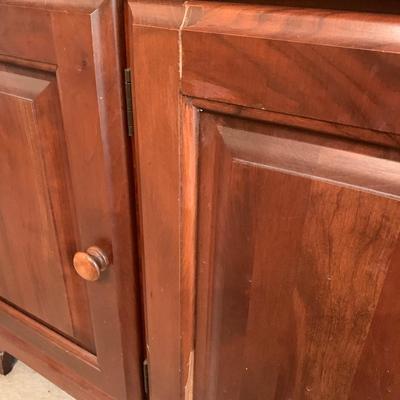 Cresent Furniture Co. Light Up China Cabinet