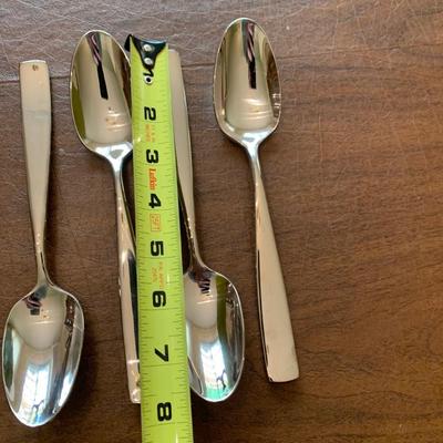 YAMAZAKI Flatware Setting For FOUR