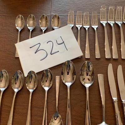 LENOX Flatware Service For FOUR w/ Serving Pieces