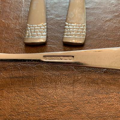 LENOX Flatware Service For FOUR w/ Serving Pieces