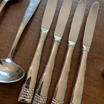 LENOX Flatware Service For FOUR w/ Serving Pieces