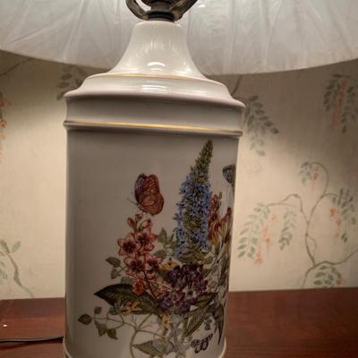 Floral Design Lamp