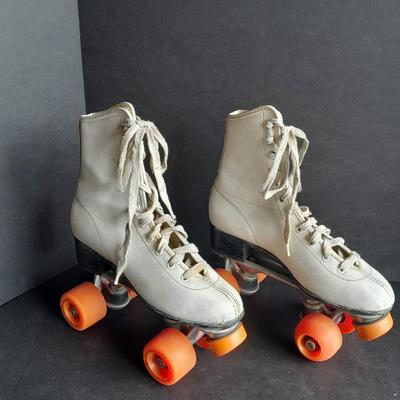Size 7 Roller Derby Roller Skates