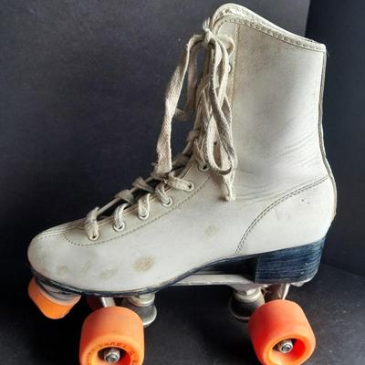Size 7 Roller Derby Roller Skates