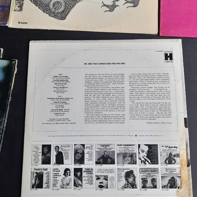 Vinyl LP Records 45's Marty Robbins, Ken Thompson, Herman's Hermits on tour, The Sandpipers and more