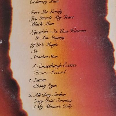 Vinyl LP Records 45's Gary Bonds, The Doobie Brother, Carpenters, Carly Simon, Stevie Wonder, and more