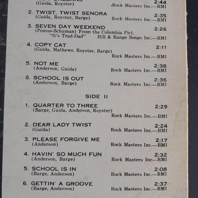 Vinyl LP Records 45's Gary Bonds, The Doobie Brother, Carpenters, Carly Simon, Stevie Wonder, and more