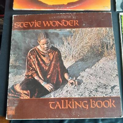 Vinyl LP Records 45's Gary Bonds, The Doobie Brother, Carpenters, Carly Simon, Stevie Wonder, and more