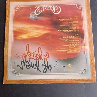 Vinyl LP Records 45's Gary Bonds, The Doobie Brother, Carpenters, Carly Simon, Stevie Wonder, and more